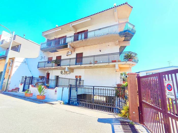 Appartamento bilocale in vendita in Via Sciarelli, Cannizzaro, Aci Castello