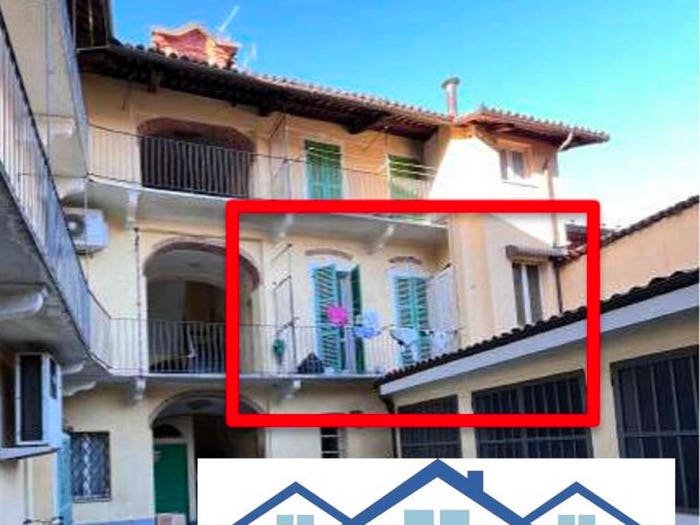 Appartamento bilocale in vendita in Via Vittorio Emanuele II, Centro, Bra