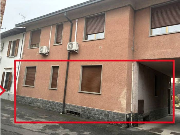 Appartamento con 6 locali in vendita in Vicolo Cacciatori, Centro, Caravaggio