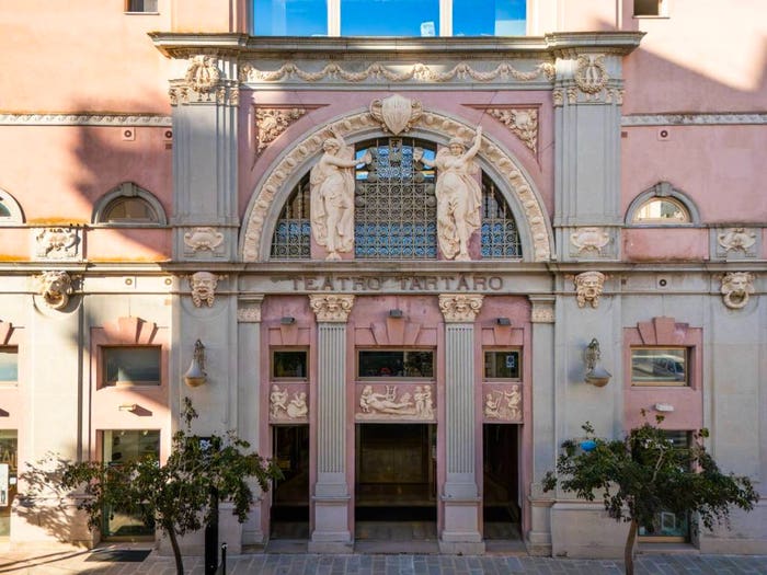 Casa con 6 locali in vendita in Via Principe di Piemonte, Centro, Galatina