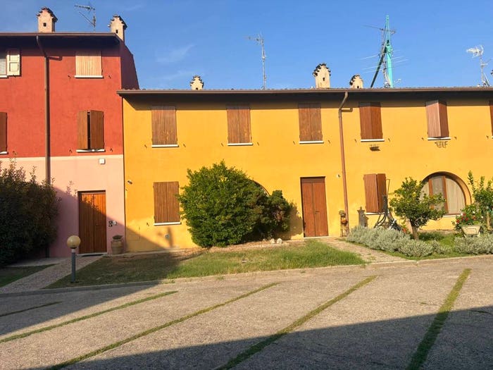 Appartamento trilocale in vendita in Via G Desenzani, Centro, Castiglione delle Stiviere