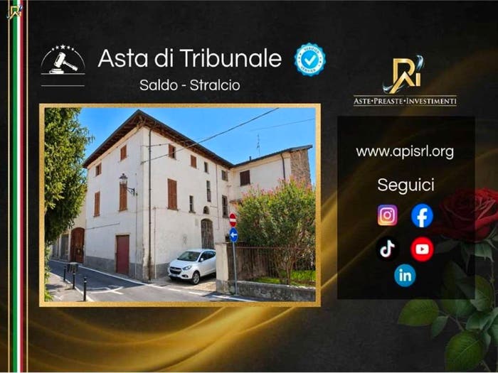 Casa con 6 locali in vendita in via Alcide de Gasperi, Ambivere