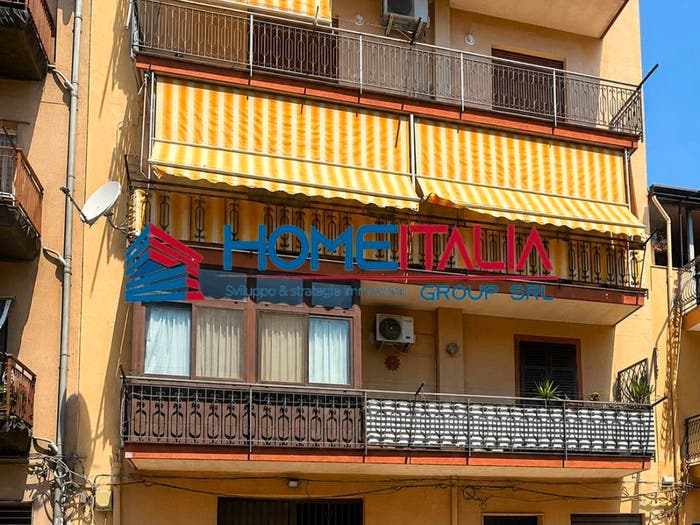 Appartamento con 5 locali in vendita in Via Michelangelo Buonarroti, Centro, Bagheria
