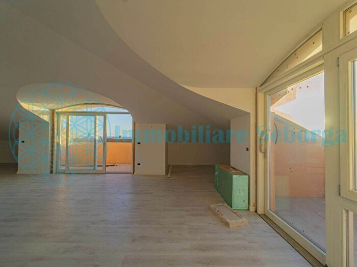 Casa bilocale in vendita in Centro, Bordighera