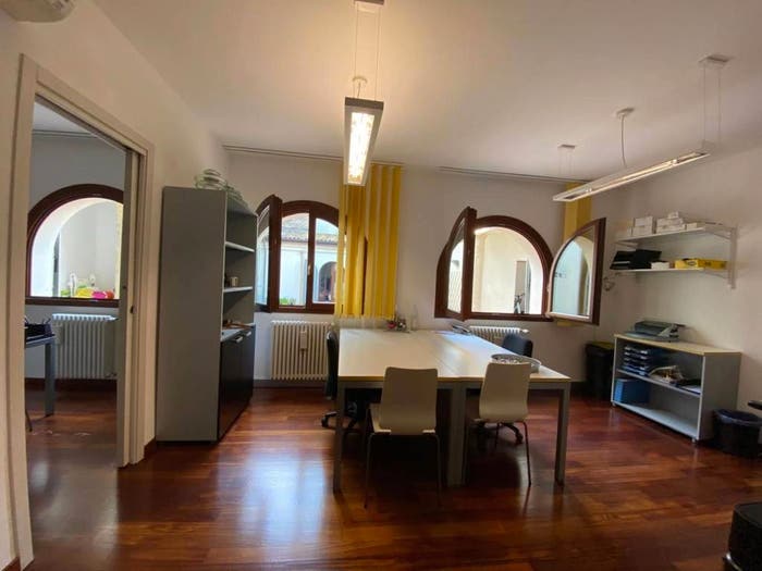 Appartamento con 6 locali in vendita in Via Isonzo, San Benedetto, Forlì