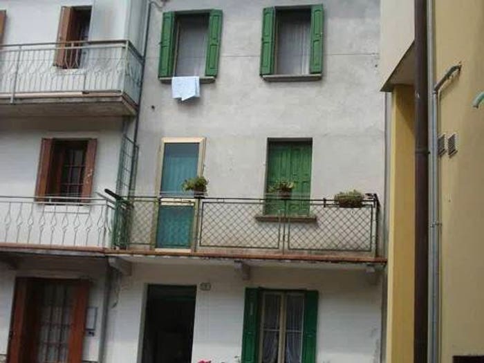 Casa con 6 locali in vendita in Barcis
