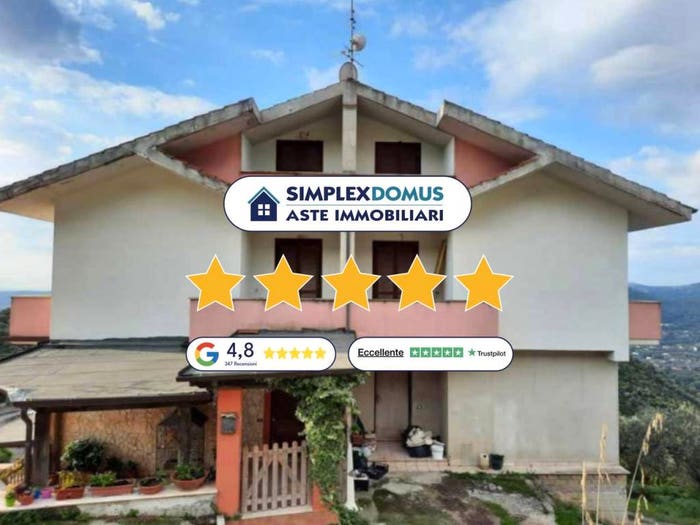 Casa con 6 locali in vendita in Viale S Rocco, Maenza