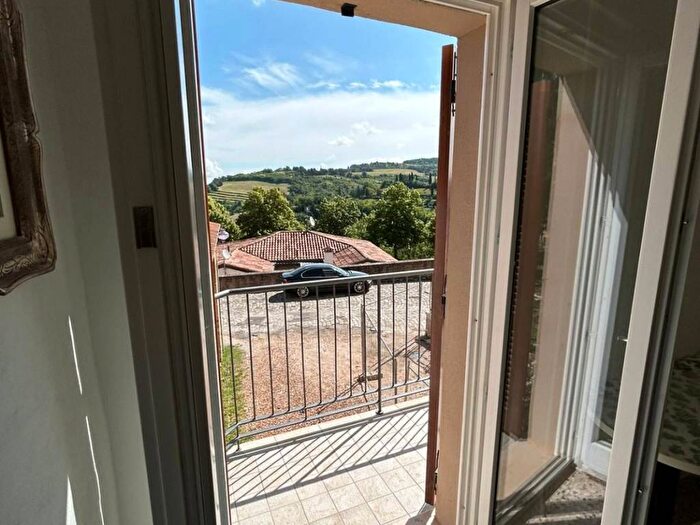 Appartamento quadrilocale in vendita in Via dei Vasari, Centro, Urbino