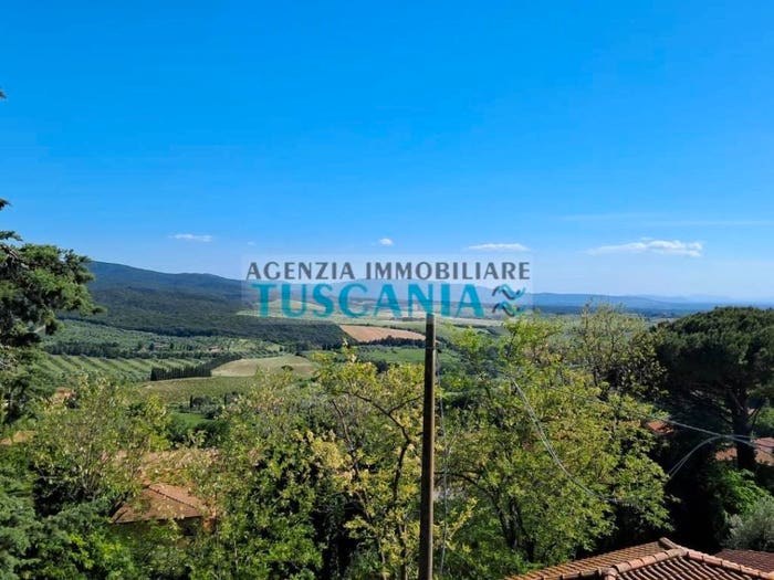 Casa con 5 locali in vendita in Casale Marittimo