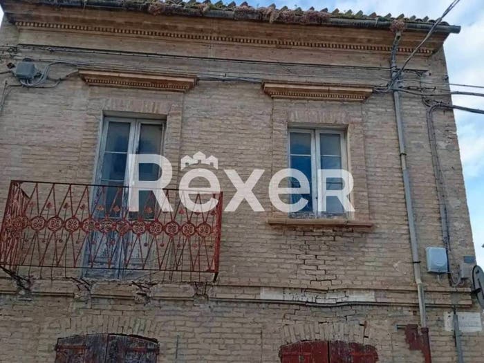 Casa trilocale in vendita in Via Alessandro Muzio, Centro, Pollutri