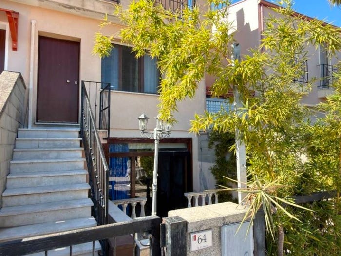 Casa con 6 locali in vendita in Via Francesco Ignazio Mannu, Dolianova