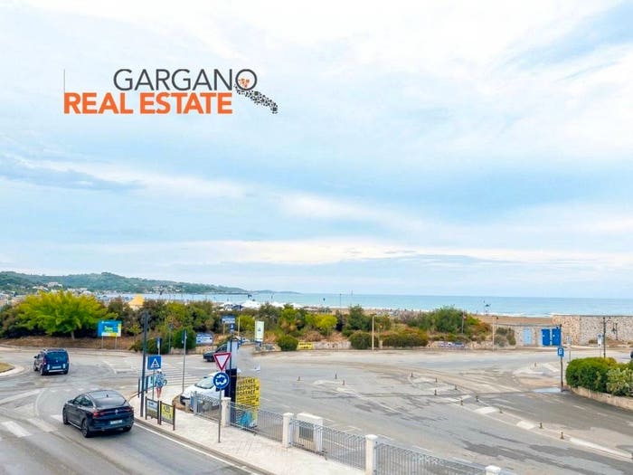 Appartamento trilocale in vendita in Lungomare Europa, Vieste