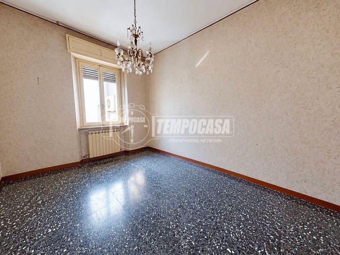 Appartamento bilocale in vendita in Via Madonnina, Varedo
