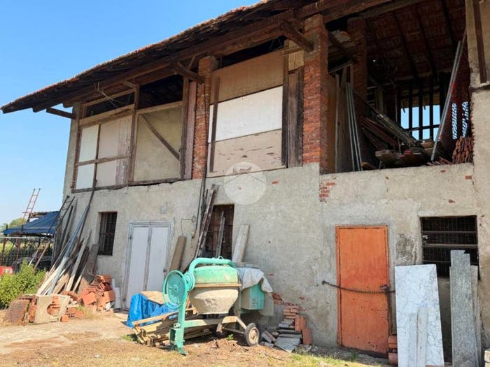 Casa quadrilocale in vendita in Cascina canepa, Pessano con Bornago