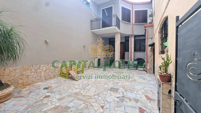 Casa trilocale in vendita in Via Pollio, Caserta