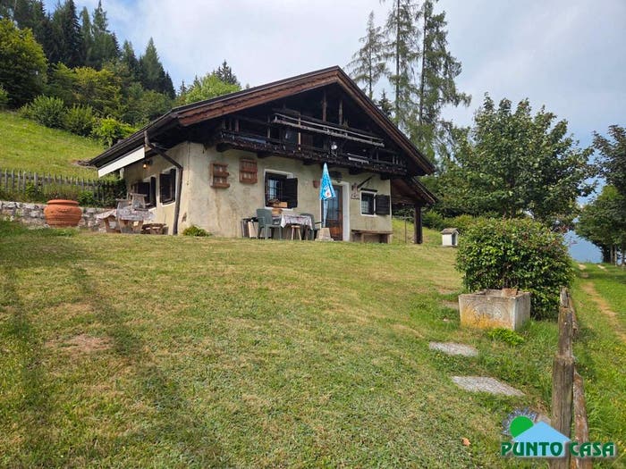 Casa quadrilocale in vendita in Via Marine, Mezzano