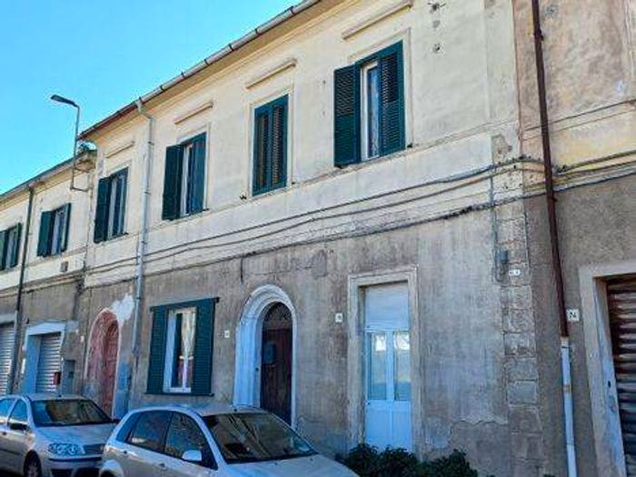 Appartamento in vendita in Via Francesco Pera, Shangai, Livorno