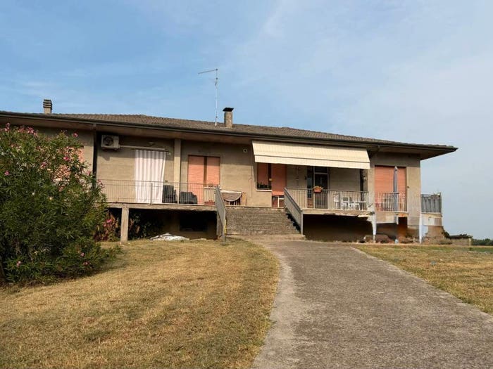 Casa con 6 locali in vendita in Gazzo Veronese