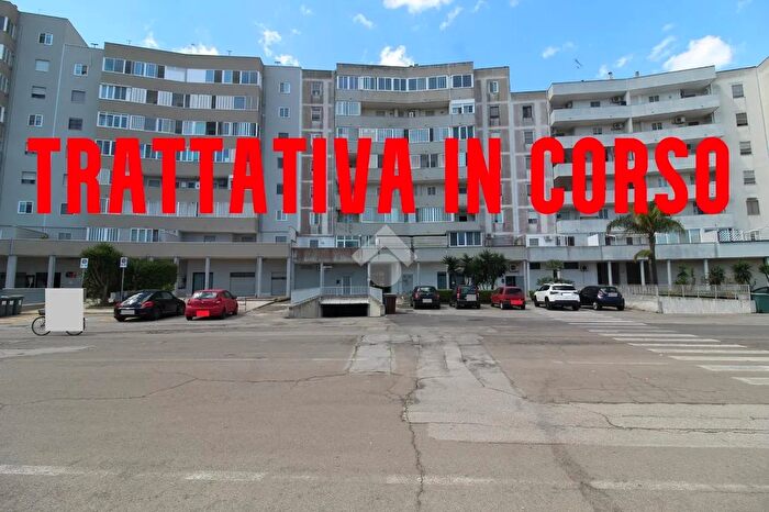 Appartamento bilocale in vendita in Via Islanda, Brindisi