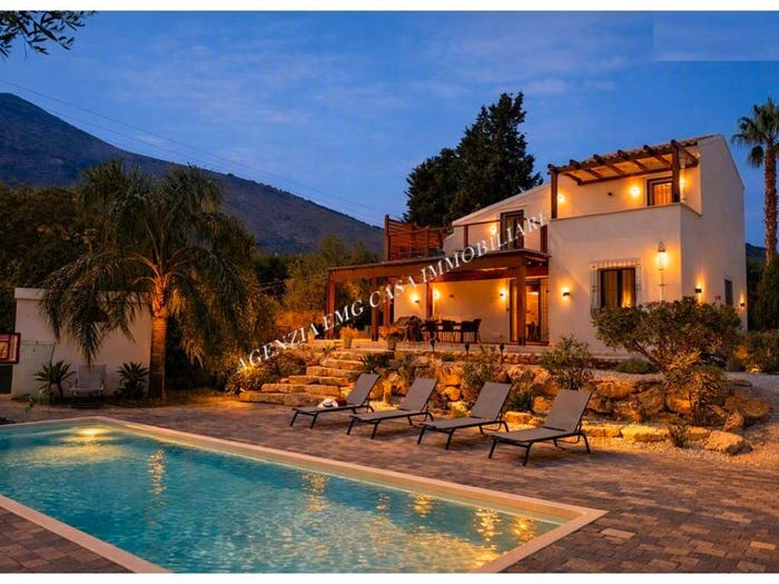 Casa quadrilocale in vendita in Contrada Fraginesi, Castellammare del Golfo
