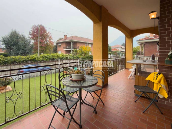 Casa con 6 locali in vendita in Via Cumiana, Bruino