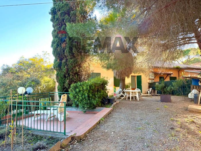 Casa con 6 locali in vendita in Lido, Capoliveri