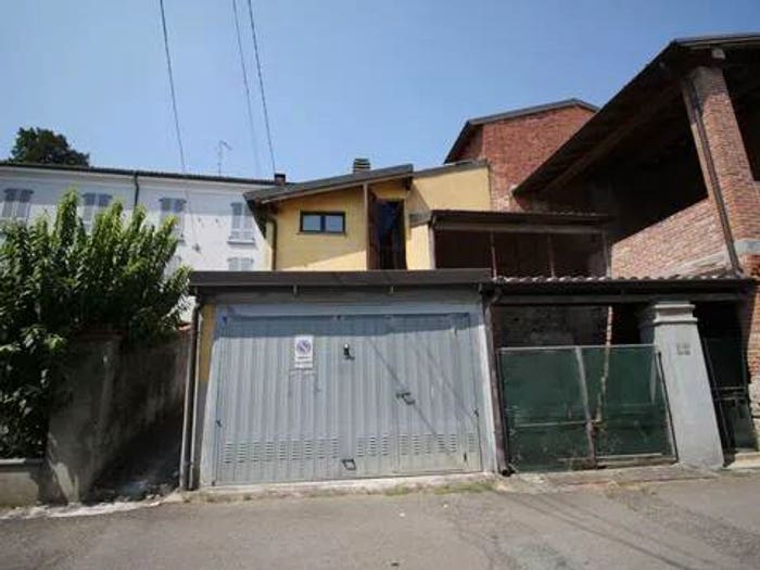 Casa bilocale in vendita in Via Marconi, Centro, Rovescala