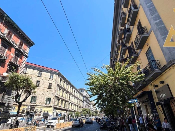 Appartamento bilocale in vendita in Via santa Maria la scala, Mercato, Napoli