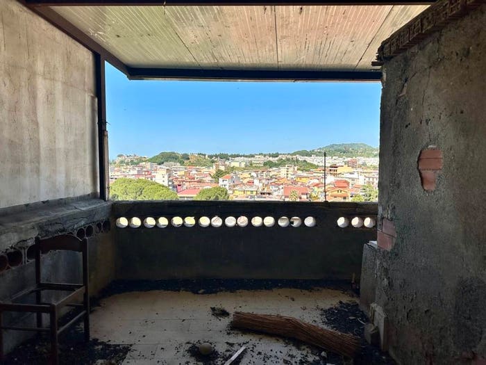 Casa bilocale in vendita in Stretto Bersaglio, Centro, Barcellona Pozzo di Gotto