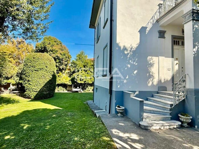 Casa con 5 locali in vendita in Via Nieri, Sant'Anna, Lucca