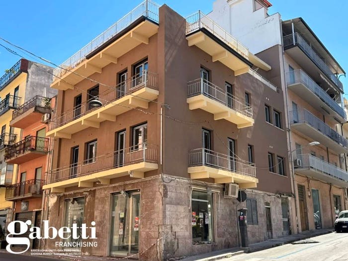 Appartamento con 5 locali in vendita in Via campidoglio SNC, Centro, Sant'Agata di Militello