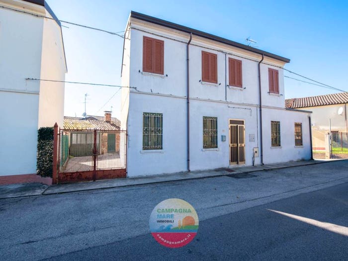 Casa con 6 locali in vendita in Via Bruciata, Fiscaglia