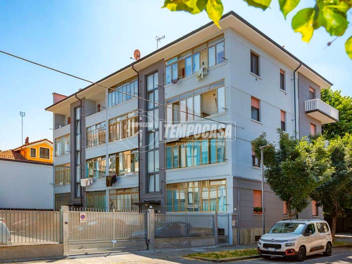 Appartamento bilocale in vendita in Viale Quirico Travaini, Centro, Fossano