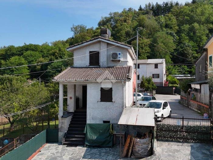 Casa quadrilocale in vendita in VIA MORTASCO, Cicagna