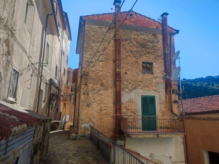 Appartamento trilocale in vendita in Via Cilento, Centro, Pisciotta