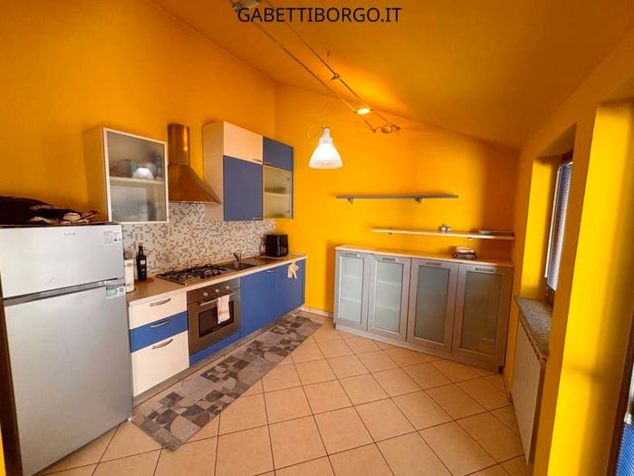 Appartamento trilocale in vendita in via Dronero, Centro Storico, Cuneo