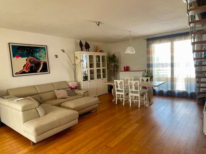 Appartamento con 6 locali in vendita in Via Papa Giovanni XXIII, Borbiago, Mira