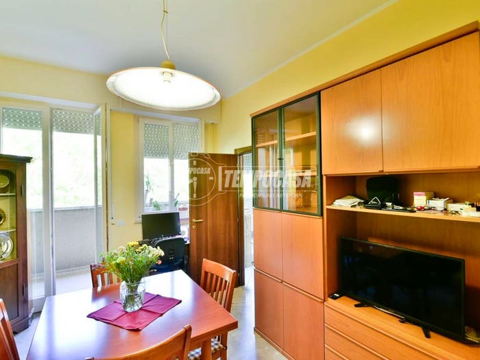 Appartamento bilocale in vendita in Viale Alla Madonna, Centro, Cantù