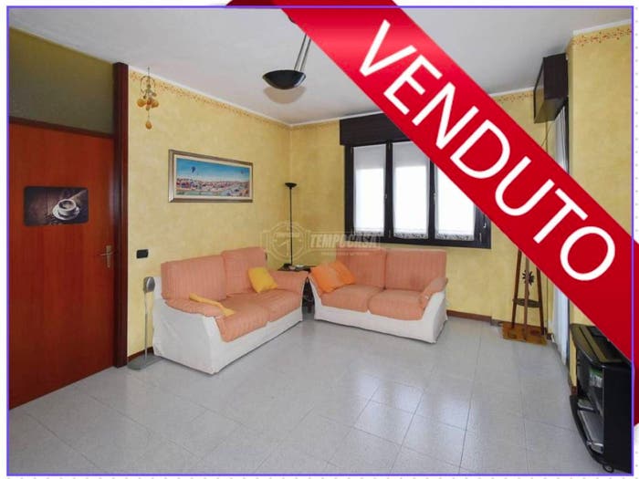 Appartamento trilocale in vendita in Via marche, Fizzonasco, Pieve Emanuele