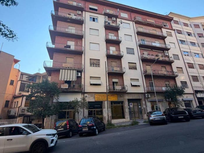 Appartamento con 6 locali in vendita in Viale della Repubblica, Centro, Cosenza
