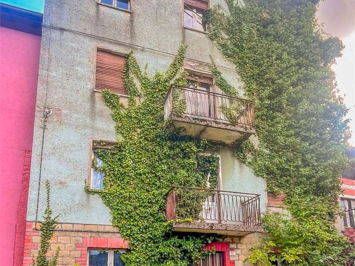 Casa con 6 locali in vendita in Via Barazzone, Casina