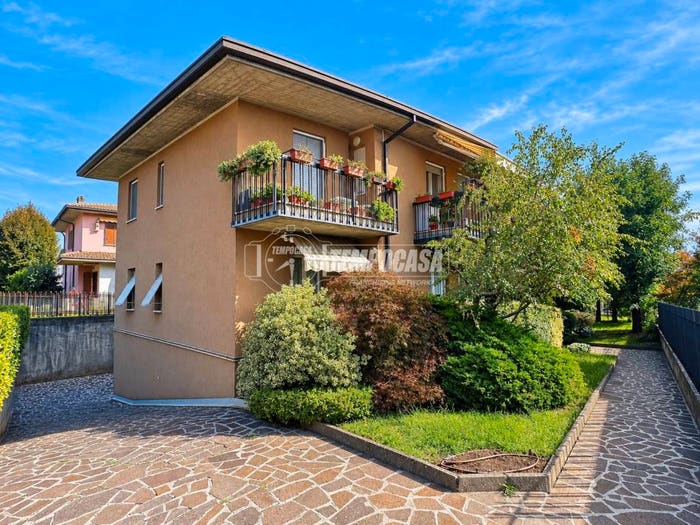 Appartamento quadrilocale in vendita in Rezzato