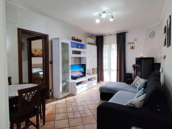 Appartamento trilocale in vendita in Via Valleverde, Balsorano Nuovo, Balsorano