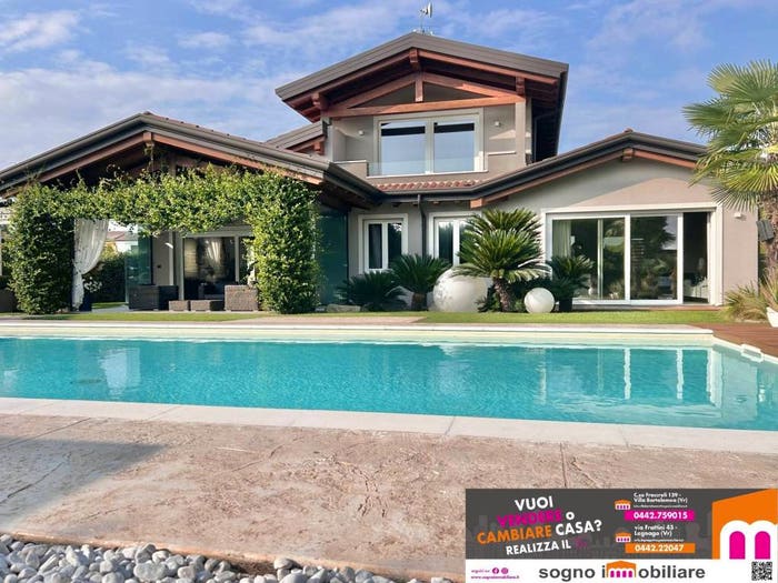 Casa con 5 locali in vendita in Via Pier Domenico Frattini, Centro, Legnago