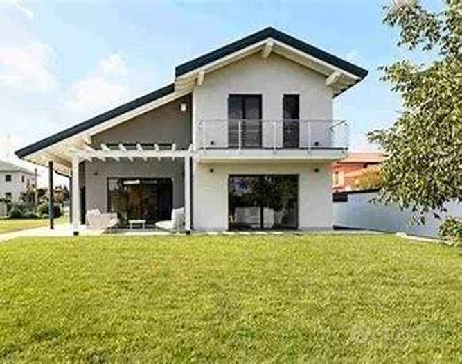 Casa con 6 locali in vendita in Via Pietro Caiani Borgo San Lorenzo Fi Italia, Centro, Borgo San Lorenzo