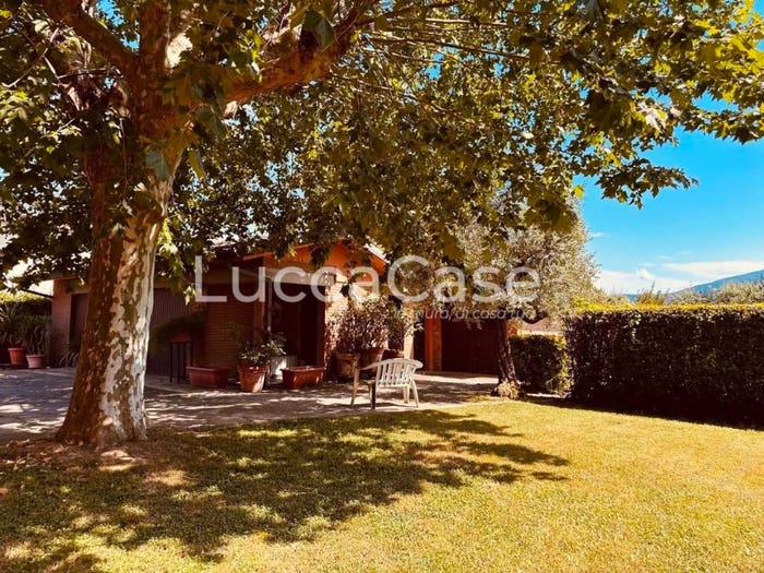 Casa con 6 locali in vendita in Via Romana, Tassignano Paganico, Capannori