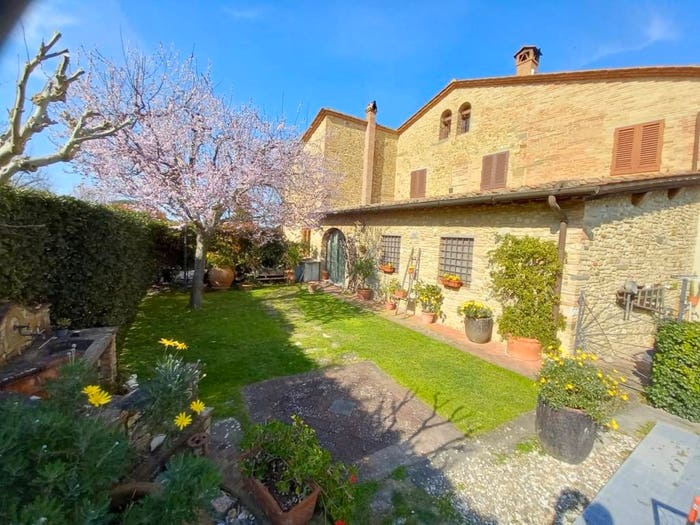 Casa trilocale in vendita in Via Volterrana Nord, Montespertoli