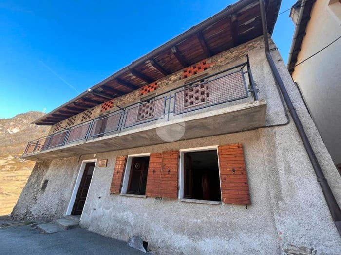 Casa bilocale in vendita in Frazione Epinel, Epinel, Cogne