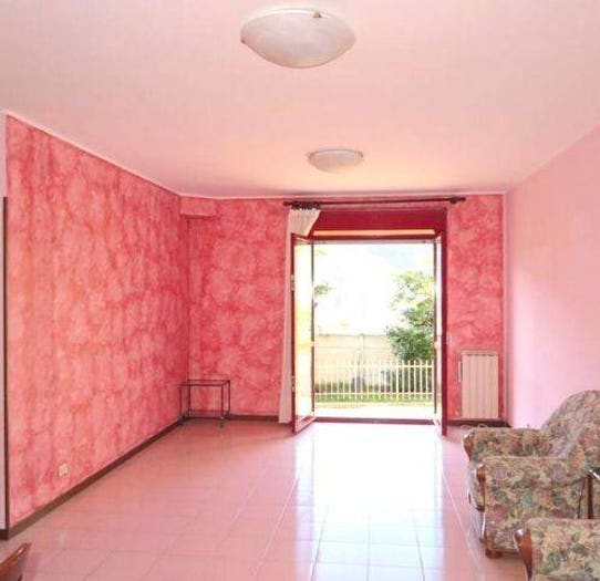 Appartamento quadrilocale in vendita in Via Roma, Centro, Fivizzano