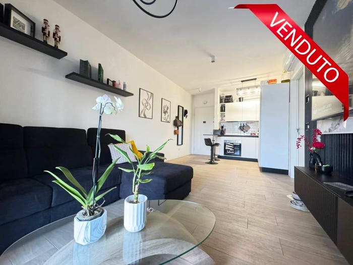 Appartamento bilocale in vendita in Via Orazio Tedone, Fonte Laurentina, Roma